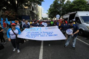 Lee más sobre el artículo Trabajadores del Mincyt conmemoraron el 1° de mayo y reiteraron su compromiso con el desarrollo productivo del país