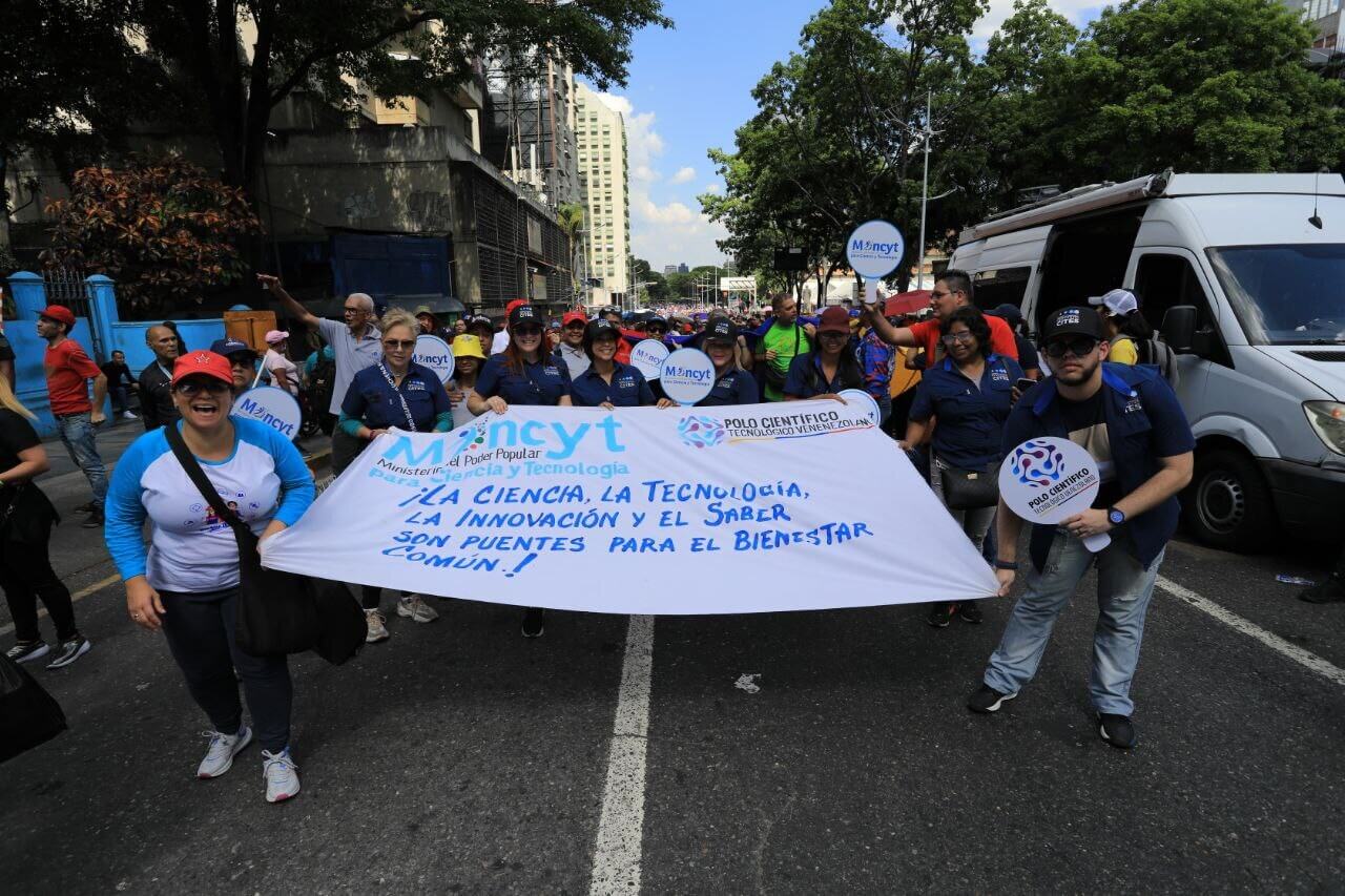 Lee más sobre el artículo Trabajadores del Mincyt conmemoraron el 1° de mayo y reiteraron su compromiso con el desarrollo productivo del país
