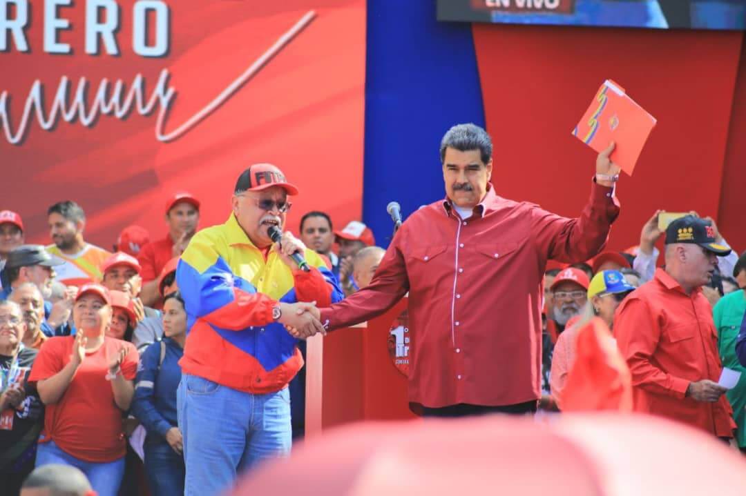 Lee más sobre el artículo Presidente Nicolás Maduro aprueba propuestas de la Central Bolivariana Socialista de Trabajadores
