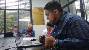 Lee más sobre el artículo Cenditel presentó su portafolio informático a estudiantes de Ecuador