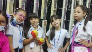 Lee más sobre el artículo Semilleros Científicos aprenden sobre telecomunicaciones y nuevas tecnologías en Táchira