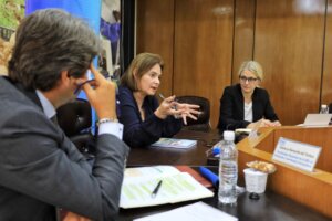 Lee más sobre el artículo Venezuela potencia atención de salud en materia de VIH, malaria y tuberculosis junto a Naciones Unidas