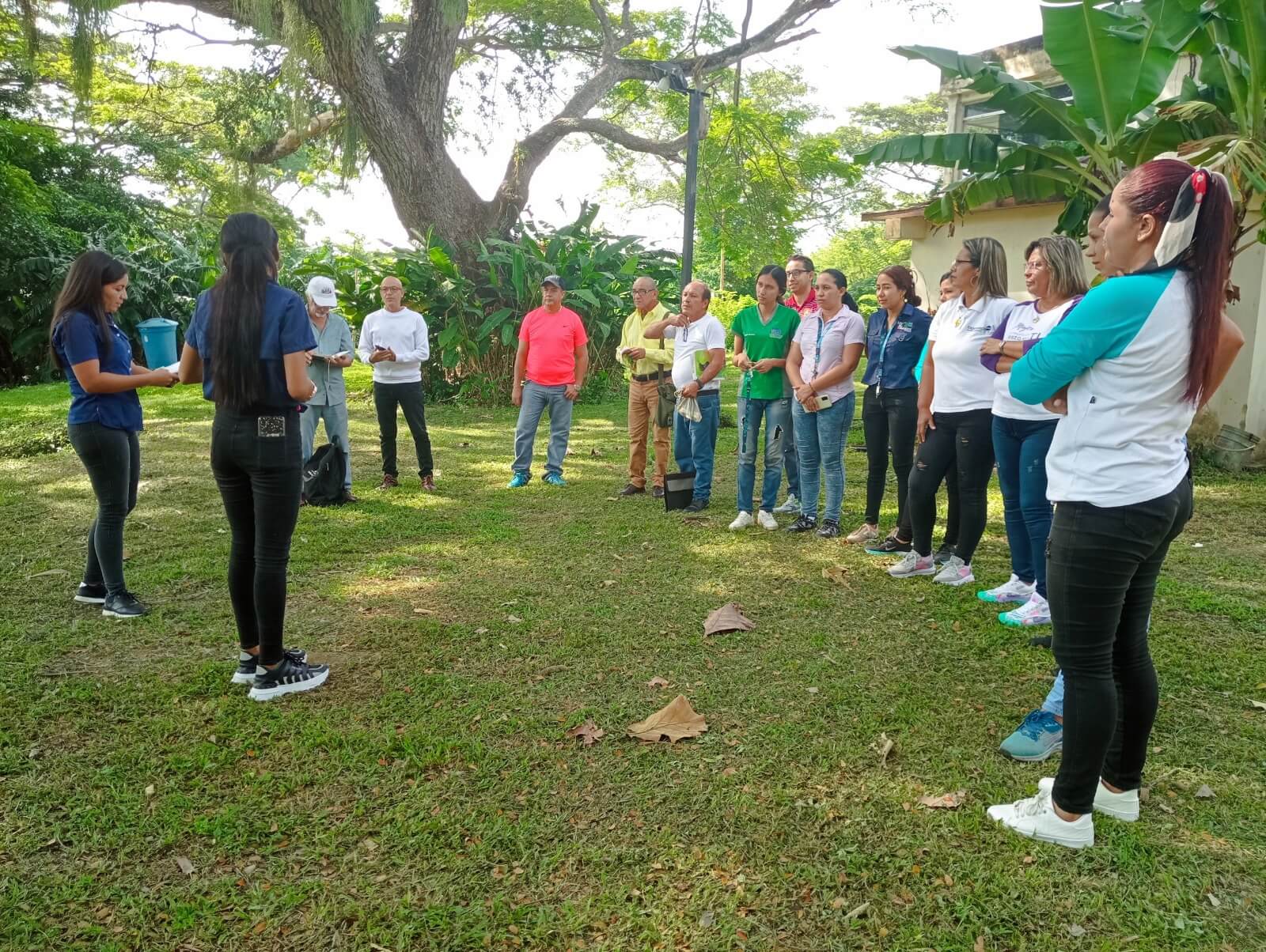 En este momento estás viendo Fundacite Yaracuy impartió taller de “Caldo Sulfocálcico” en su semana aniversario