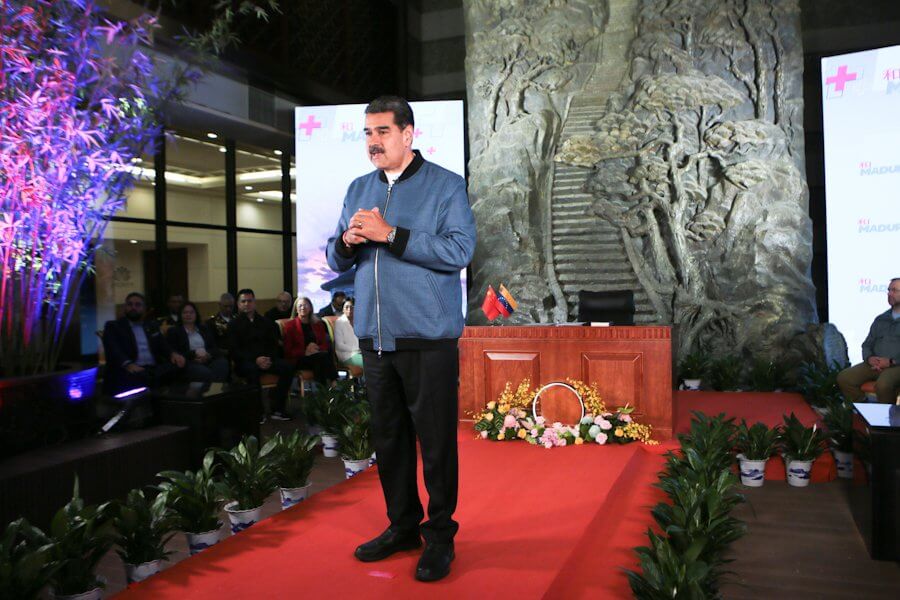 Lee más sobre el artículo Venezuela y China acuerdan desarrollo conjunto de Zona Económica Especial La Guaira-Shenzhen