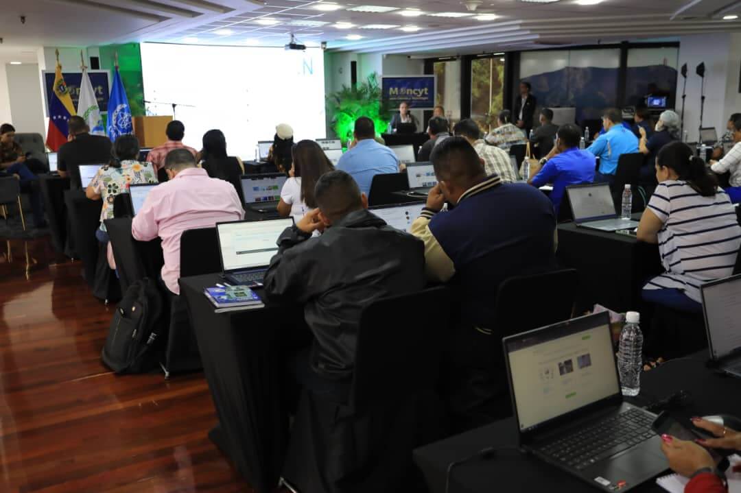 En este momento estás viendo Forman a docentes en materia de uso pacífico de Energía Nuclear a través del Programa Nucleando-Venezuela