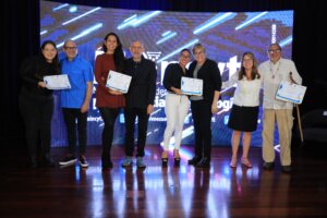 Lee más sobre el artículo Más de 100 profesionales recibieron certificados de estudio por participar en el Diplomado de Periodismo Científico