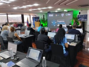 Lee más sobre el artículo Programa Nucleando fomenta el aprendizaje de la ciencia en niños, niñas y jóvenes del país