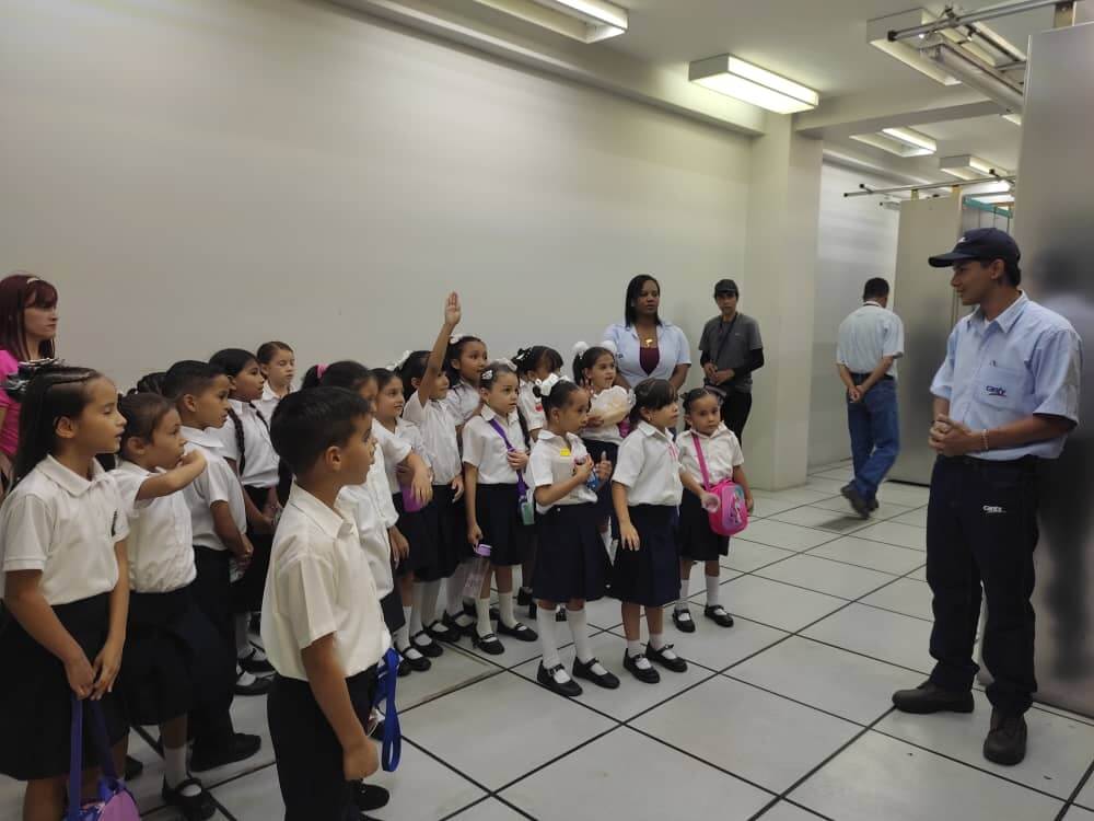 Lee más sobre el artículo Ruta Científica conecta a estudiantes de Barinas con las telecomunicaciones