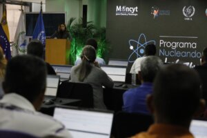Lee más sobre el artículo Viceministra Gloria Carvalho resaltó labor de los docentes venezolanos