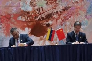Lee más sobre el artículo China y Venezuela firman acuerdo en materia de Ciencia, Tecnología e Innovación en Foro Internacional de la Franja y la Ruta
