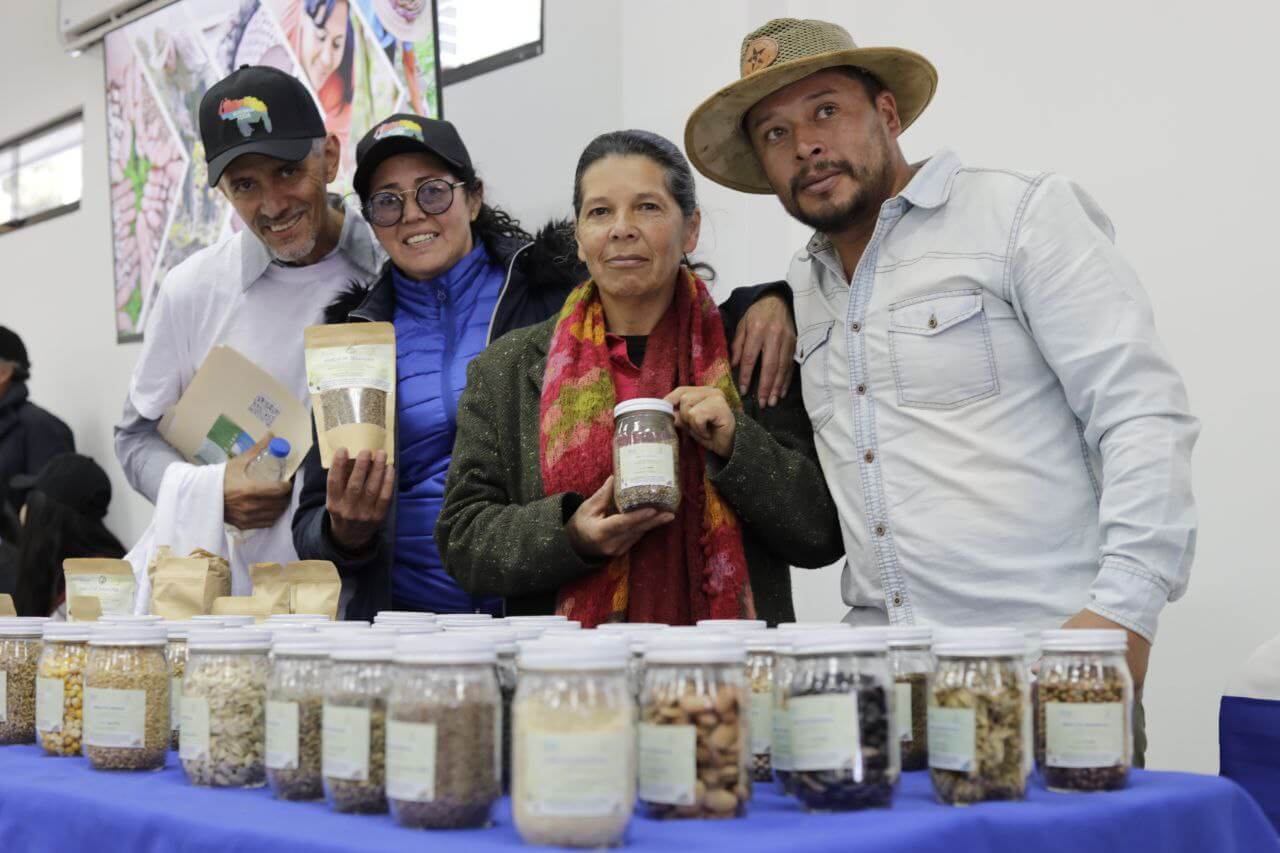 Lee más sobre el artículo Alianza Científico-Campesina apoya integralmente a productores del país en pro de la soberanía alimentaria