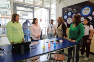 Lee más sobre el artículo Vicepresidenta sectorial Gabriela Jiménez supervisó trabajos de las Bricomiles en la UEN Francisco de Miranda
