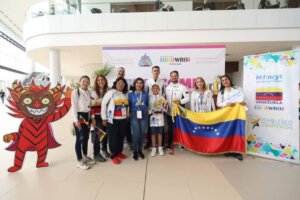 Lee más sobre el artículo Venezuela brilla en Olimpiada Mundial de Robótica en Panamá