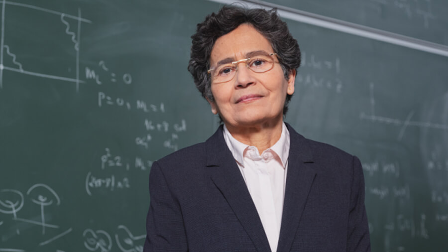 Lee más sobre el artículo Profesora Anamaría Font es nombrada como una de las 100 mujeres más influyentes de 2023