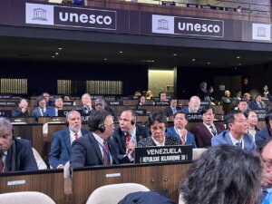 Lee más sobre el artículo Venezuela denuncia ante la Unesco consecuencias de las medidas coercitivas unilaterales para el acceso a la educación, cultura y comunicación