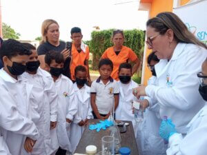 Lee más sobre el artículo Fundación INZIT socializó conocimientos con semilleros científicos de la Escuela Rural Corazón de Mi Patria en Zulia