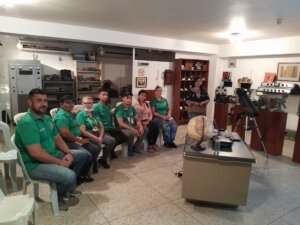Lee más sobre el artículo Fundacite Zulia y LUZ capacitan al personal del Planetario Simón Bolívar en astrofísica y astronomía