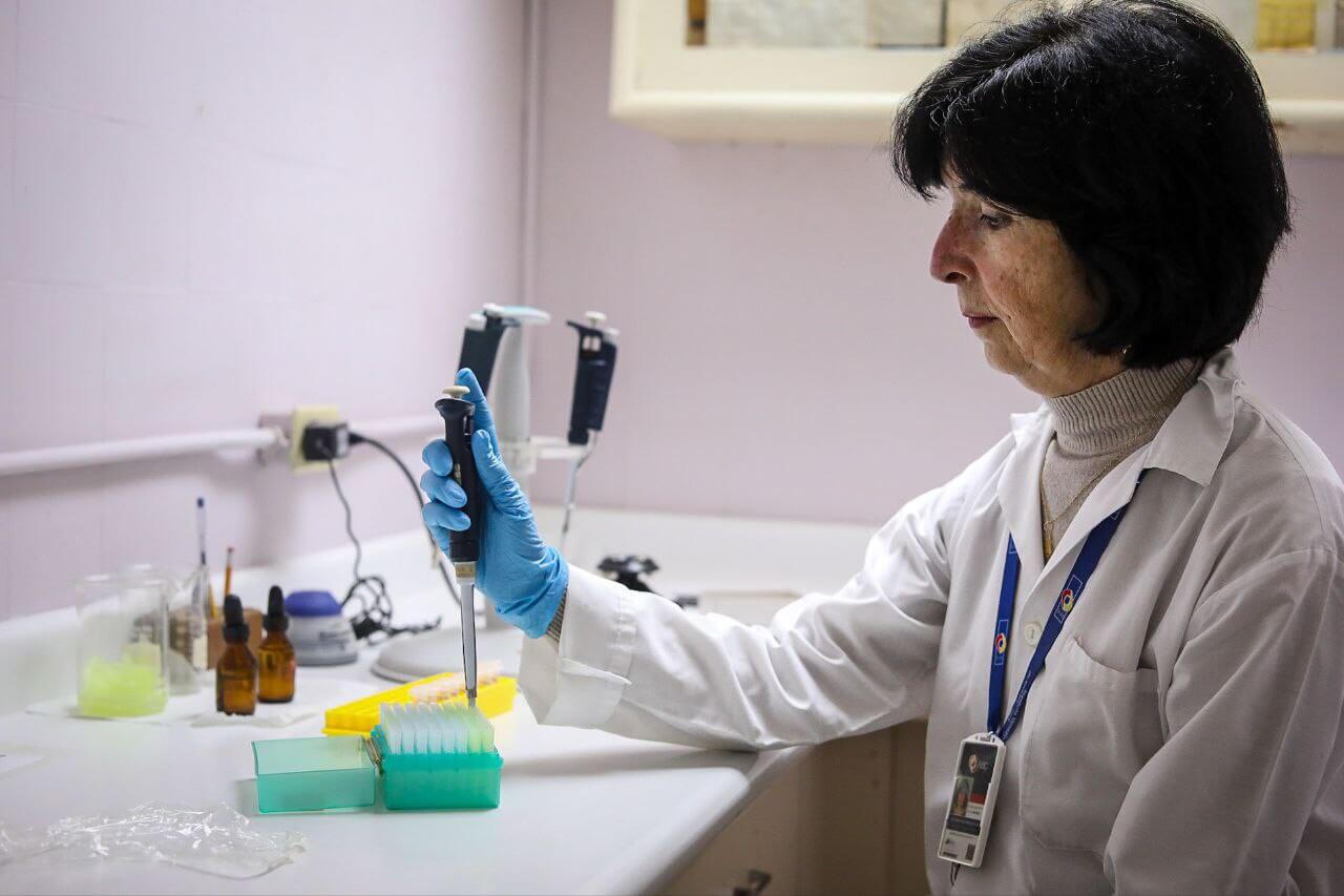 Lee más sobre el artículo Irene Paradisi: una vida dedicada al análisis de genes anormales en Venezuela
