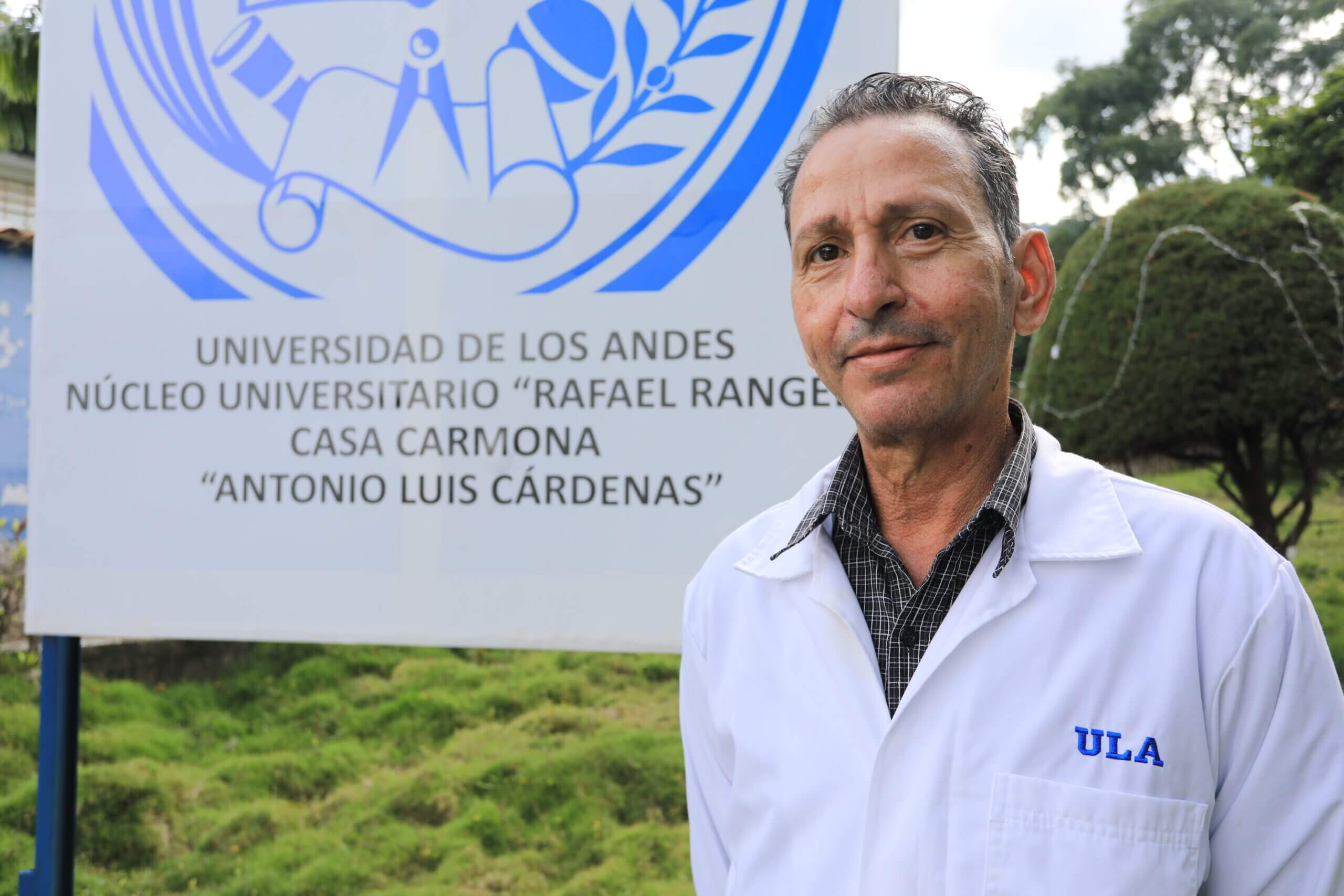 Lee más sobre el artículo José Vicente Scorza: 30 años aportando en el estudio de la leishmaniasis