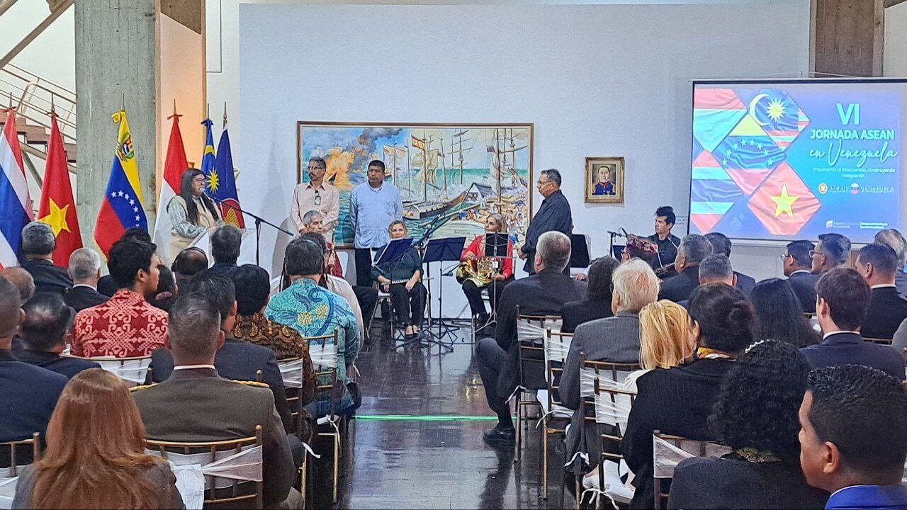 En este momento estás viendo Mincyt participó en exposición de proyectos durante VI Jornada Asean-Venezuela