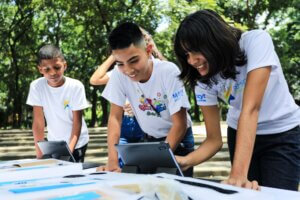 Lee más sobre el artículo En 2023 Mincyt consolidó la Robótica Educativa en todo el territorio nacional