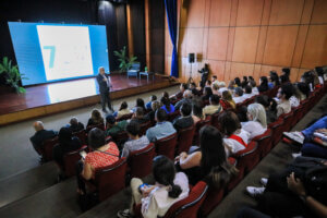 Lee más sobre el artículo Trabajadores y trabajadoras del mincyt participaron en Foro “7T para la transformación de la Patria”