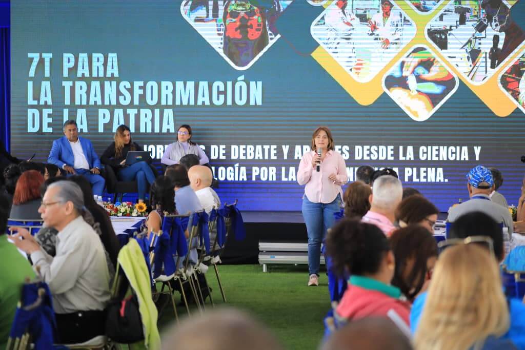 Lee más sobre el artículo Destacan importancia de la ciencia y la tecnología para el futuro de la Patria
