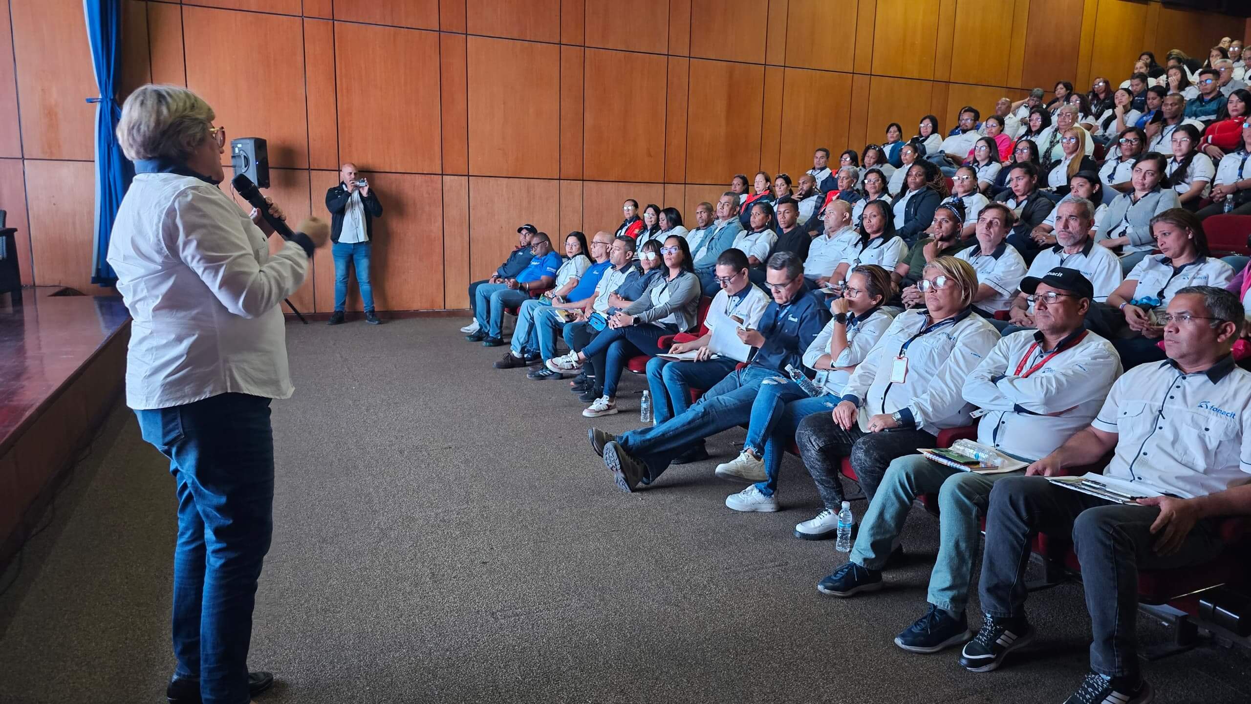 Lee más sobre el artículo <strong>El Fonacit se une al debate por las Siete Transformaciones</strong>