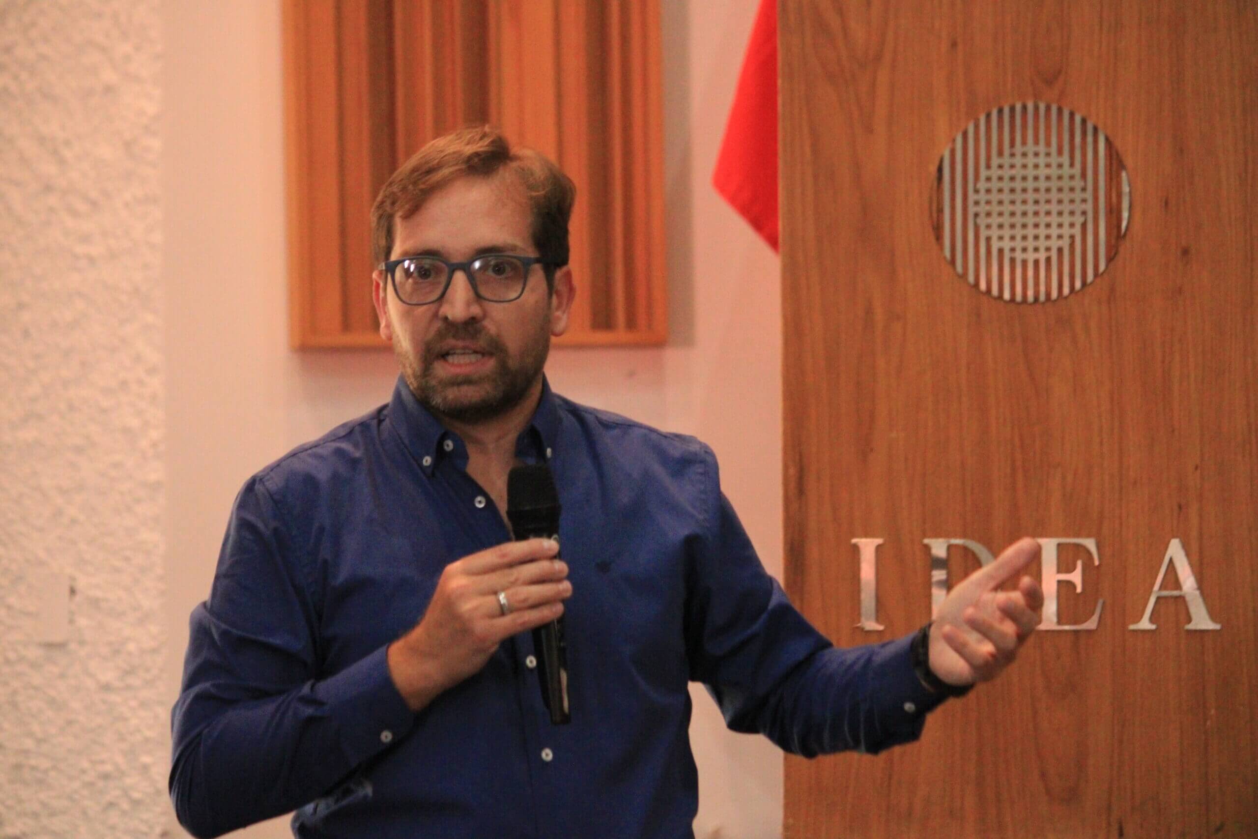 Lee más sobre el artículo Expertos del OIEA capacitan a científicos sobre métodos de muestreo de aguas