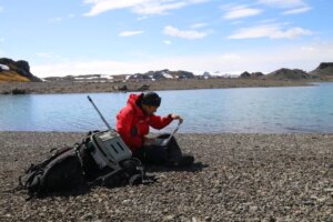 Lee más sobre el artículo Investigador venezolano participa del estudio de la reflectancia espectral en la Antártica