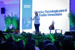 Lee más sobre el artículo Ministra Gabriela Jiménez Ramírez ofreció conferencia sobre el papel de la mujer en el campo científico