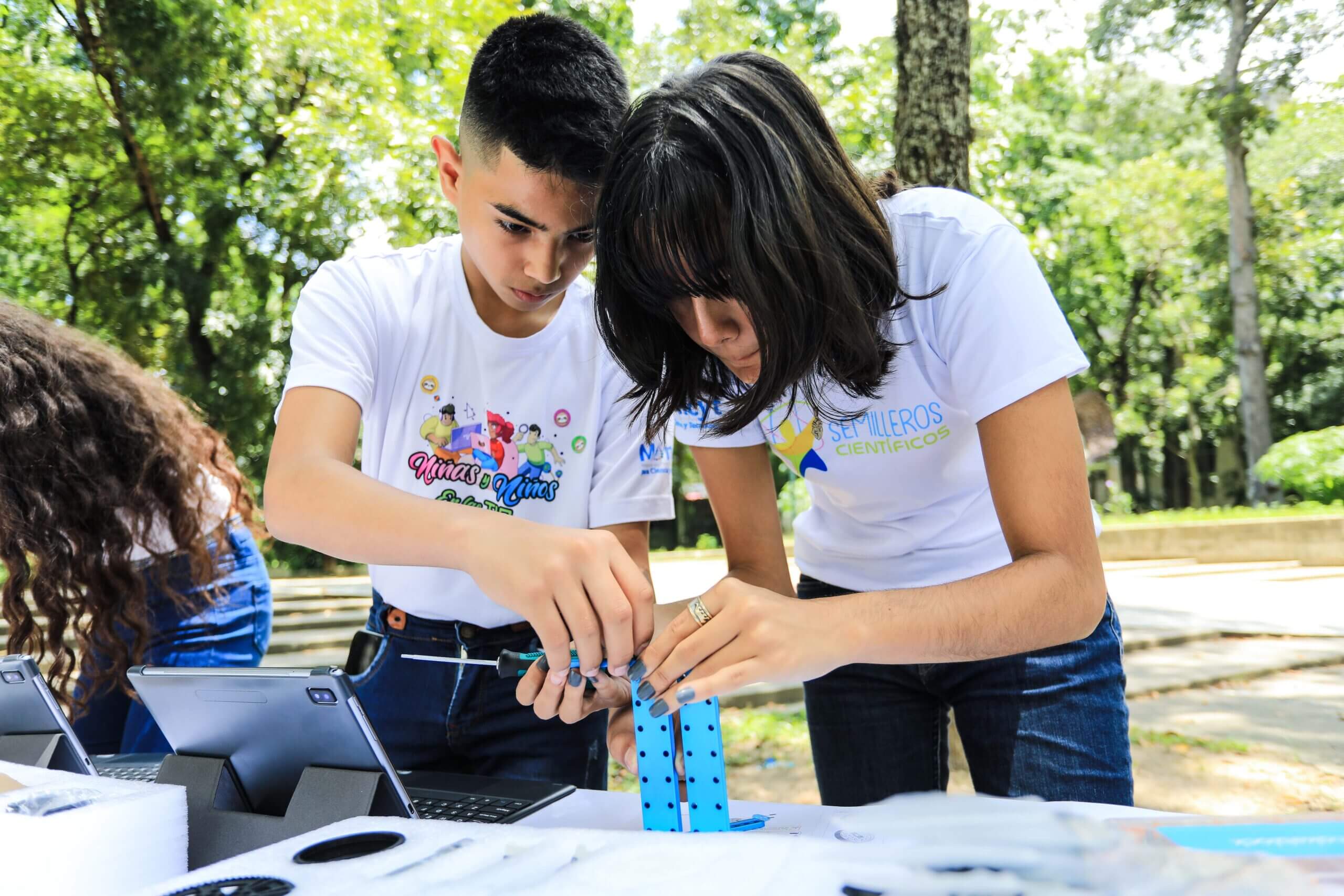 En este momento estás viendo La enseñanza de la robótica: una apuesta por el futuro de la educación