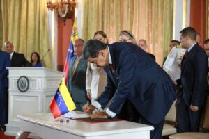 Lee más sobre el artículo Ley Orgánica para la Defensa del Esequibo es un logro político producto de la unidad de los venezolanos