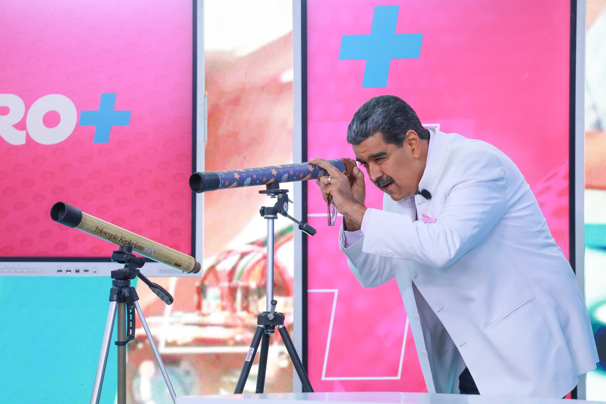 En este momento estás viendo Presidente Maduro anuncia lanzamiento de la Gran Misión Ciencia este miércoles