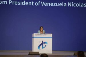 Lee más sobre el artículo Presidente Maduro destaca importancia de la cooperación en materia espacial entre China y la Celac