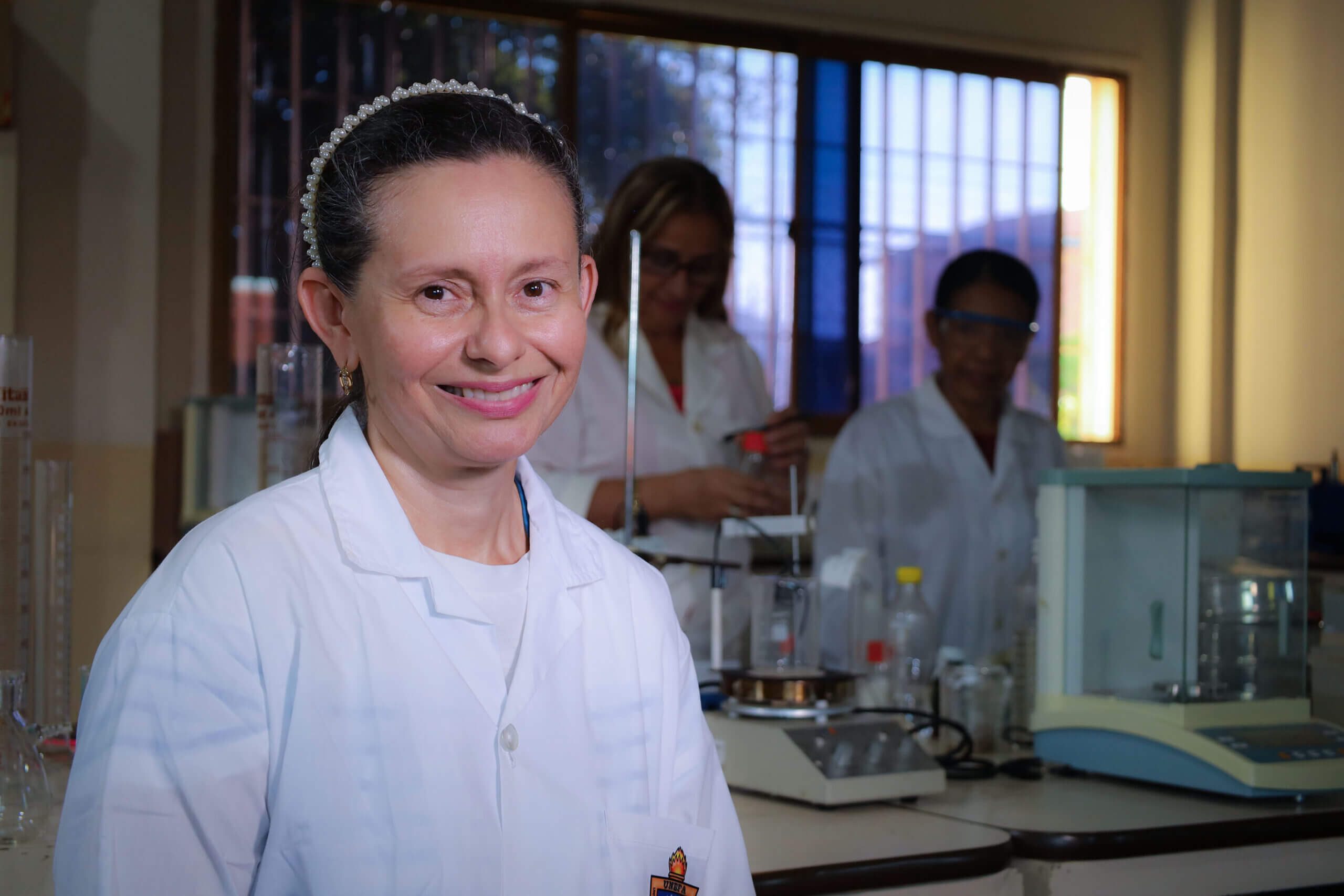 En este momento estás viendo María Auxiliadora Márquez: Haciendo química con y para el entorno