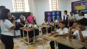 Lee más sobre el artículo Modernos laboratorios de biología y química al servicio de más de 3 mil estudiantes zulianos