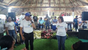 Lee más sobre el artículo Gobierno Bolivariano consolida plan de control de plagas en cultivos de cacao de Sucre