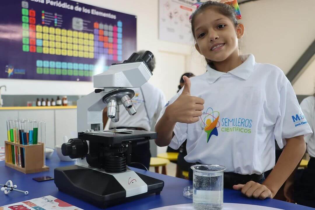 Lee más sobre el artículo Presidente Maduro inaugura Centro Didáctico para la Enseñanza de las Ciencias en La Guaira