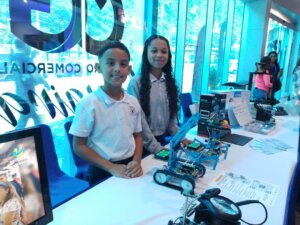 Lee más sobre el artículo Cojedes y La Guaira mostraron capacidades de jóvenes en Feria Estadal de Innovación “Semilleros Científicos”