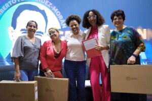 Lee más sobre el artículo Continúa entrega de financiamiento para proyectos científicos-tecnológicos liderados por mujeres