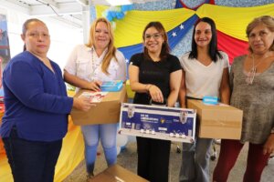 Lee más sobre el artículo Avanza entrega de kits de laboratorio a instituciones educativas del estado Miranda