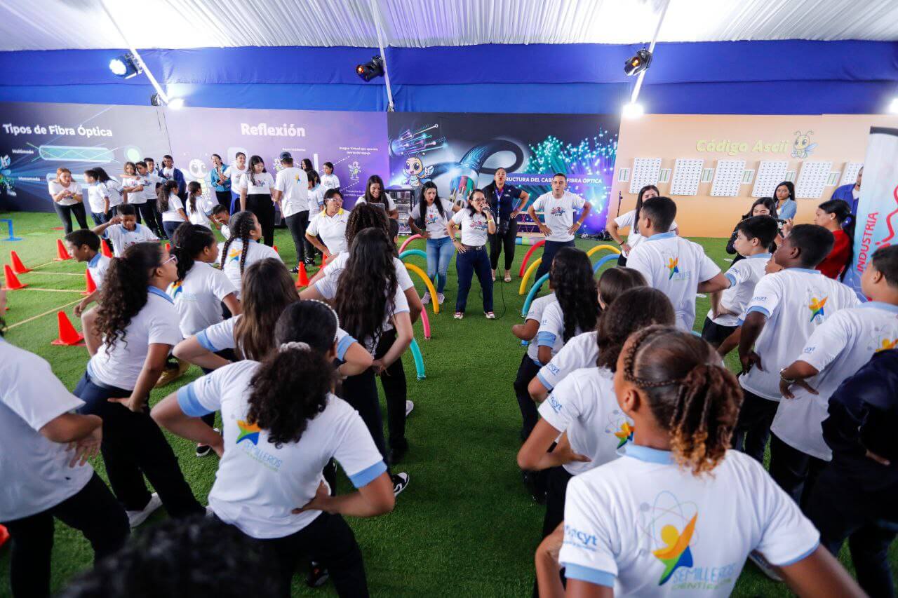 En este momento estás viendo Más de 51.000 niños y niñas del Semillero Científico participaron en actividades vinculadas a las ciencias