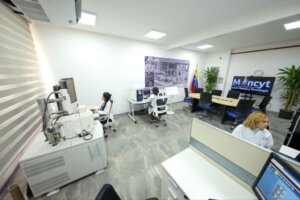 Lee más sobre el artículo Venezuela fortalece desarrollo científico y tecnológico con inauguración del Laboratorio de Microscopía Electrónica de Barrido
