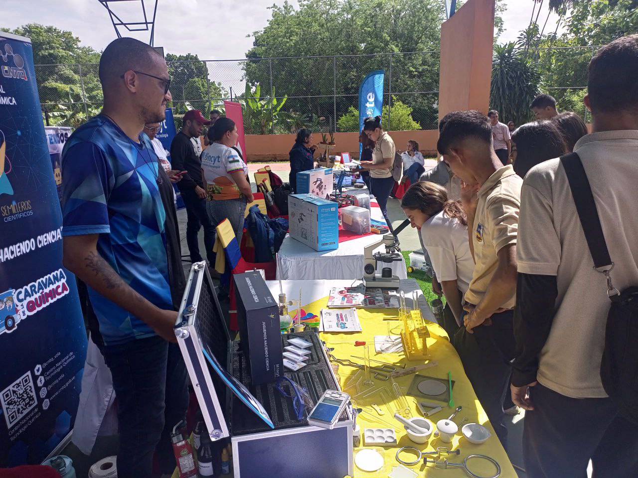 Lee más sobre el artículo Feria de Oportunidades de Estudio 2024 en Barinas: fomentando el talento científico y tecnológico nacional