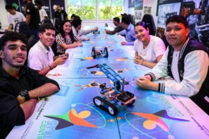 Lee más sobre el artículo Inaugurado Mega Núcleo de Robótica Educativa en la Universidad Nacional Experimental de la Gran Caracas (Unexca)