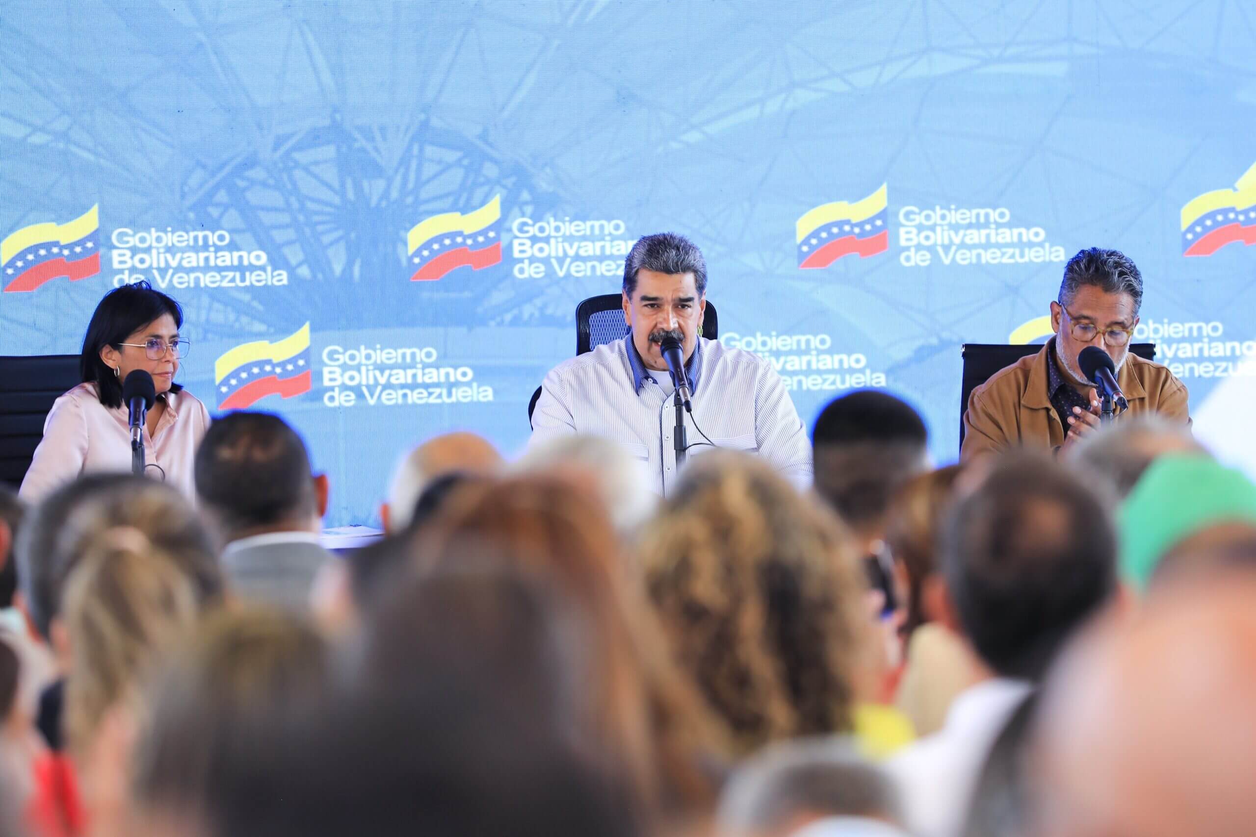 Lee más sobre el artículo Presidente Nicolás Maduro insta a la transformación del Estado para consolidar el desarrollo económico nacional