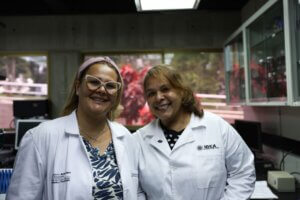 Lee más sobre el artículo Investigadoras venezolanas desarrollan antimicrobianos a partir de extractos de plantas medicinales