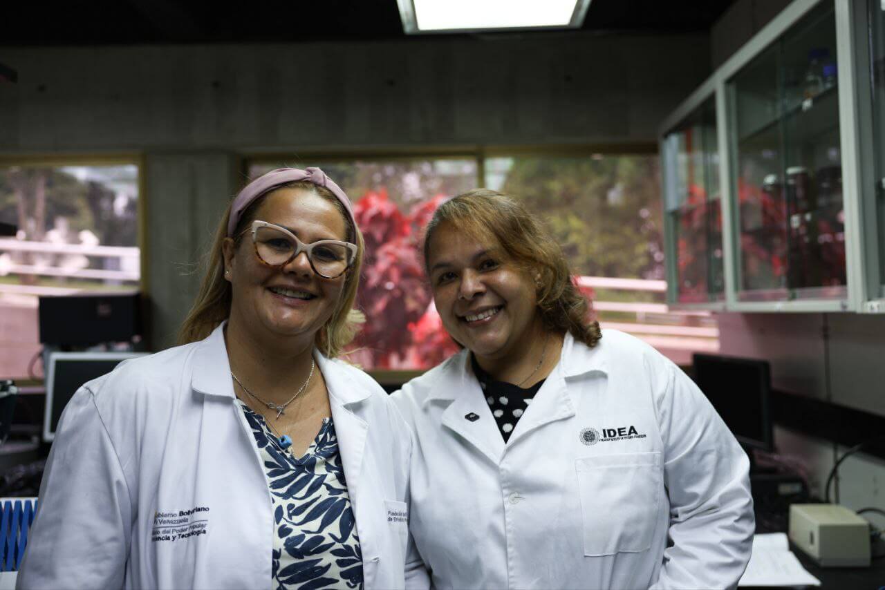 Lee más sobre el artículo Investigadoras venezolanas desarrollan antimicrobianos a partir de extractos de plantas medicinales