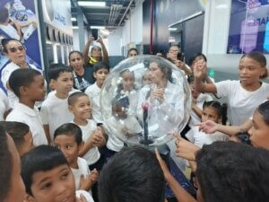 Lee más sobre el artículo Semilleros Científicos de La Guaira visitan Centro Didáctico para la Enseñanza de las Ciencias